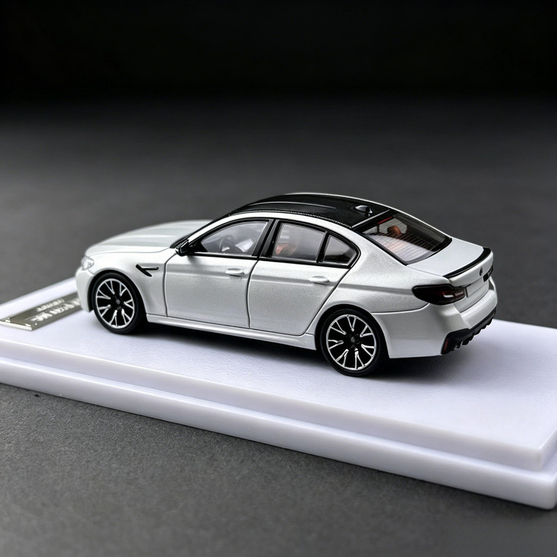 Howie Model 1/64 NIEUW BMW M5  - Kids Toys Boys recensie en prijs